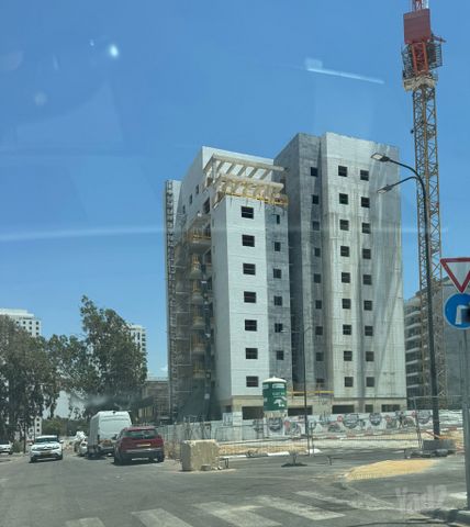שער יפו 17