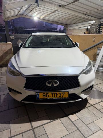 מודעת רכב אינפיניטי Q30