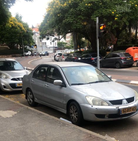 מודעת רכב מיצובישי לנסר
