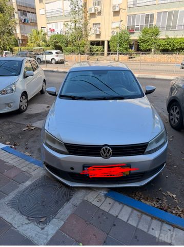 מודעת רכב פולקסווגן ג'טה 