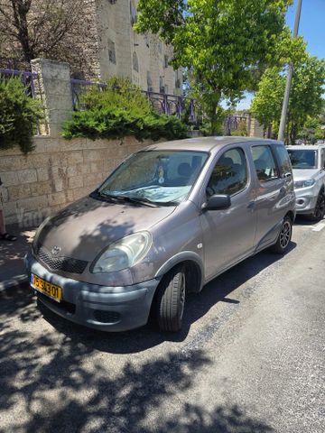 מודעת רכב טויוטה יאריס