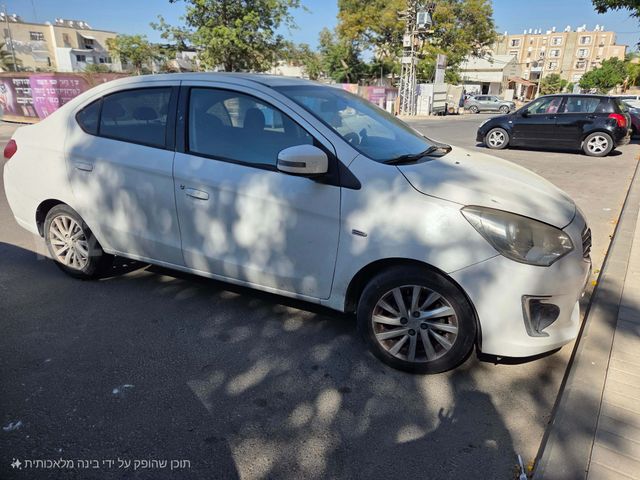 מודעת רכב מיצובישי אטראז'