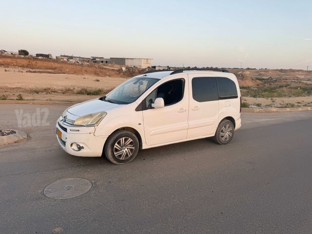 מודעת רכב טויוטה קורולה