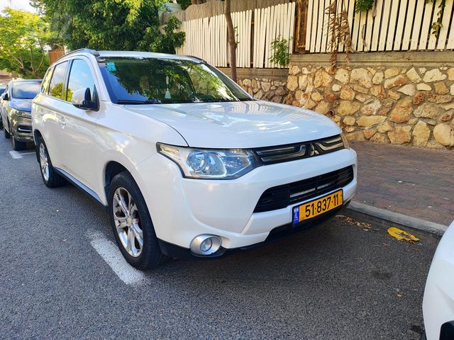 מודעת רכב מיצובישי אאוטלנדר