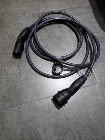 feedItemObj.data.row_1