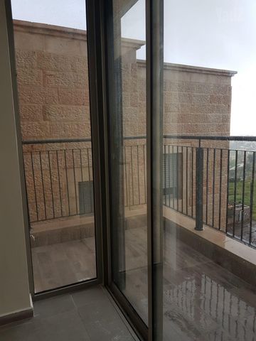 דירה למכירה בירושלים — 4