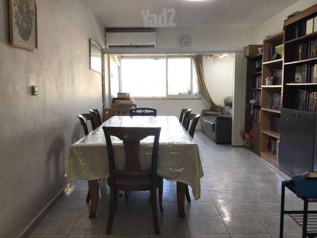 זאב חקלאי 15