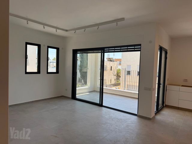 מיימון 11