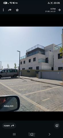 זכריה הנביא 15
