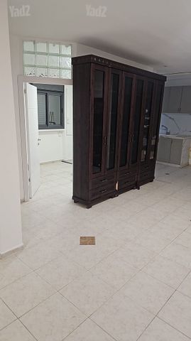 דירה להשכרה בירושלים — 4
