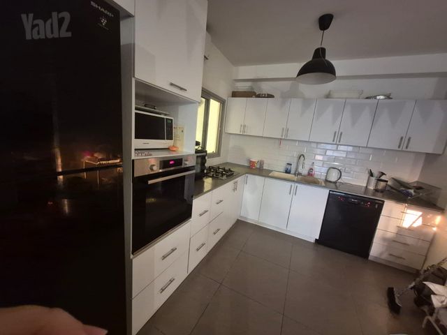 עוזי חיטמן 
