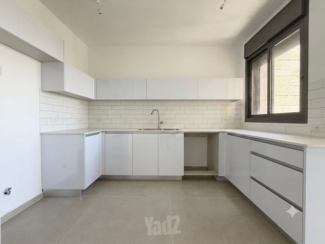 דירה למכירה בירושלים (תיווך) — 5