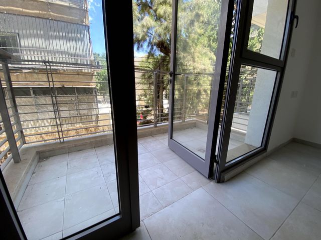 דירה להשכרה בתל אביב יפו (תיווך) — 2