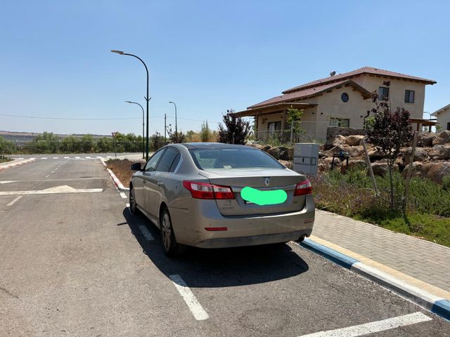 מודעת רכב רנו לטיטוד