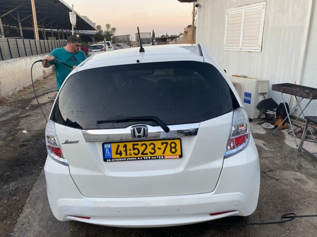 מודעת רכב הונדה ג'אז 