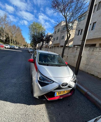 מודעת רכב טויוטה אייגו