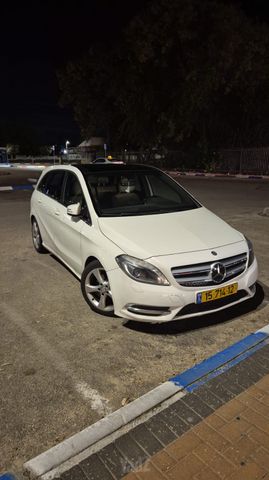 מודעת רכב מרצדס-בנץ B-class