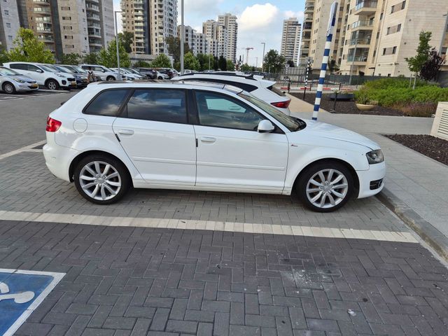 מודעת רכב אאודי A3