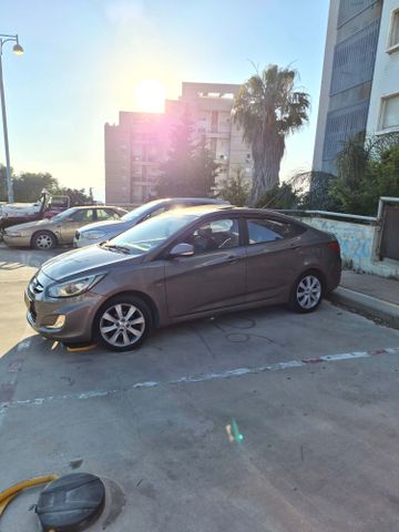 מודעת רכב יונדאי אקסנט i25