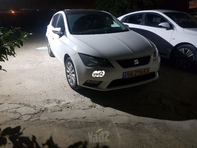 מודעת רכב סיאט לאון