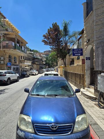 מודעת רכב טויוטה קורולה