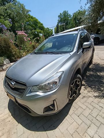 מודעת רכב סובארו XV