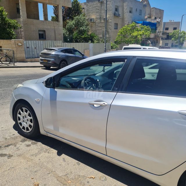 מודעת רכב יונדאי i30