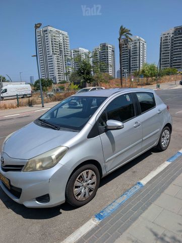 מודעת רכב טויוטה יאריס