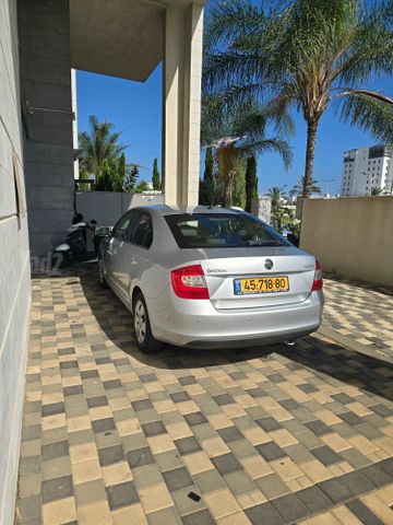 מודעת רכב סקודה ראפיד