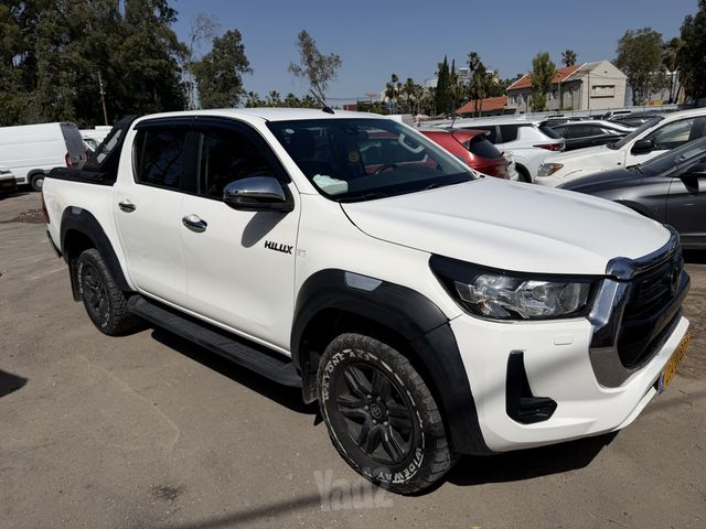 מודעת רכב טויוטה היילקס