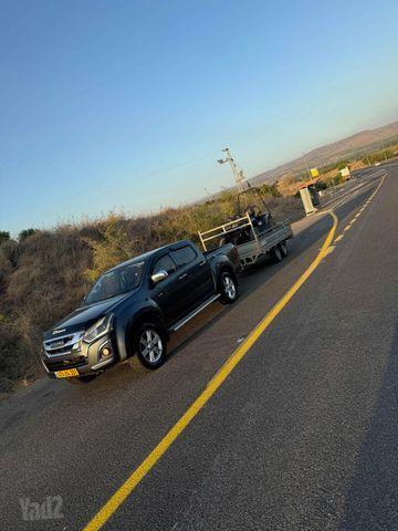 מודעת רכב איסוזו די-מקס