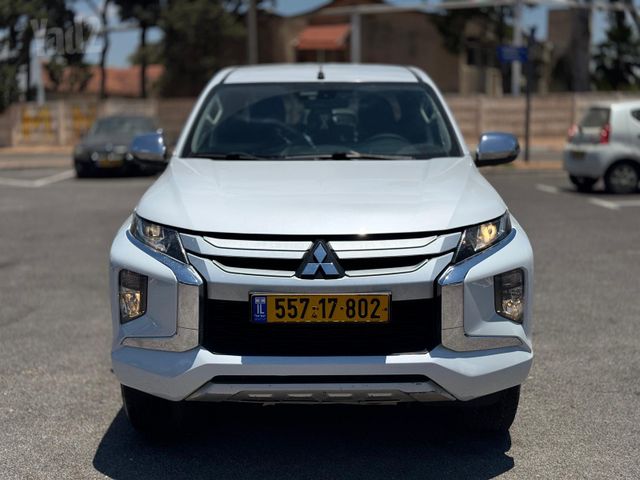 מודעת רכב מיצובישי טרייטון / L200 2