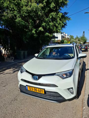 מודעת רכב טויוטה RAV4