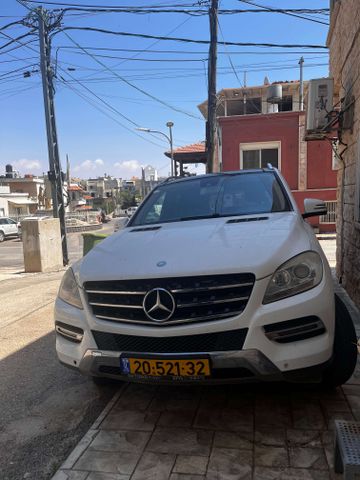 מודעת רכב מרצדס-בנץ ML