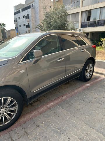 מודעת רכב קאדילק XT5