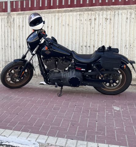 מודעת רכב הרלי דיווידסון לואו ריידר 110S