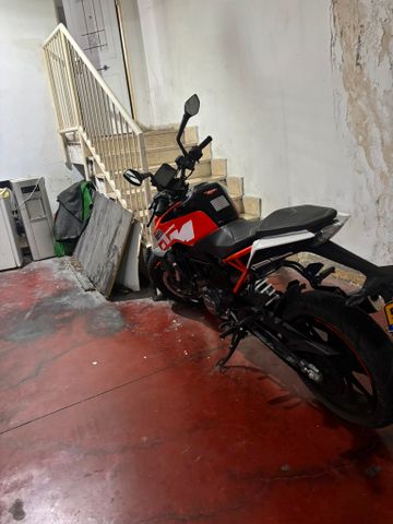 מודעת רכב KTM Duke
