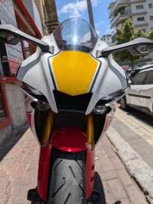 מודעת רכב ימאהה YZF-R1