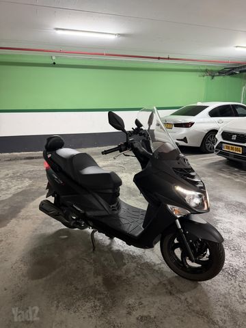 מודעת רכב סאן יאנג ג'וי רייד 200