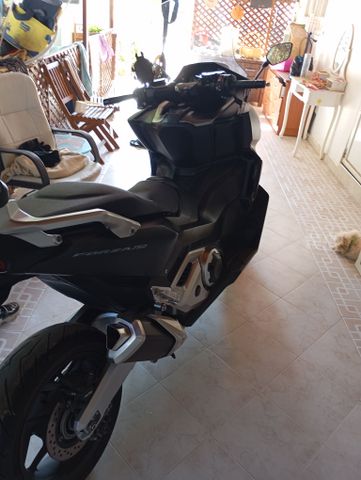 מודעת רכב הונדה FORZA750