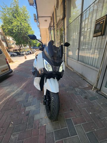 מודעת רכב סאן יאנג ג'וירייד 300 15