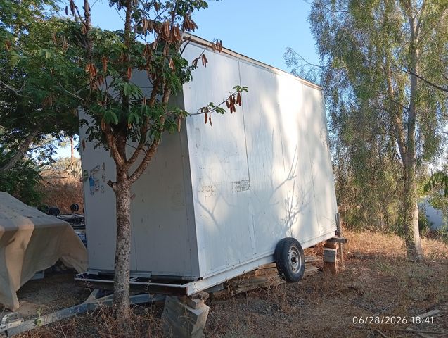 מודעת רכב נגרר (קראוון נגרר)