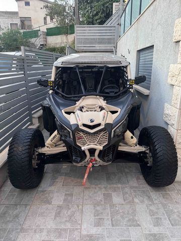 מודעת רכב בומברדיר/קאן אם