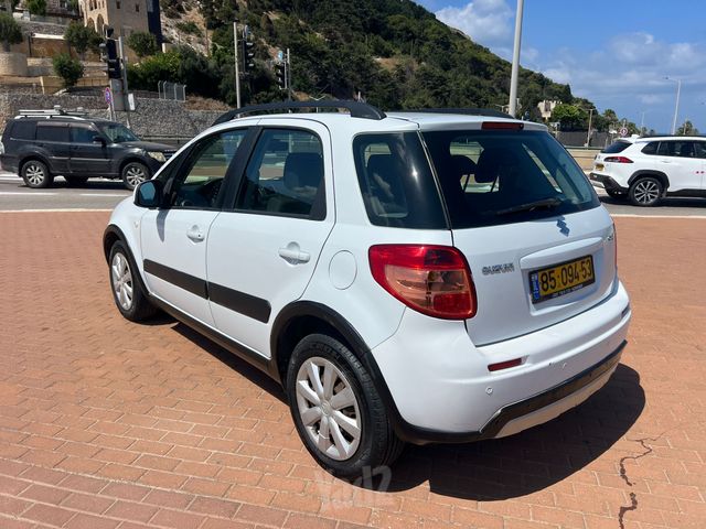 מודעת רכב סוזוקי SX4 2