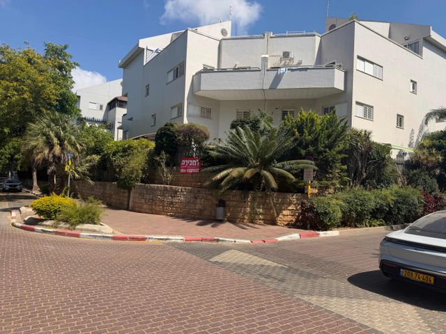 רחל המשוררת 1