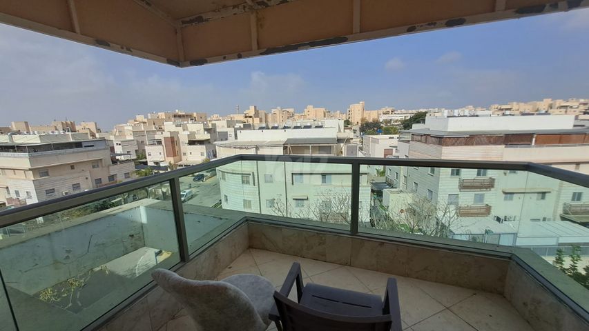 ליאו פיקרד 26