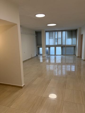 ה' באייר 36