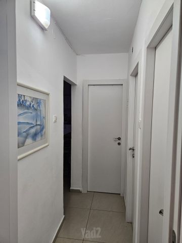 יהודה בורלא 38