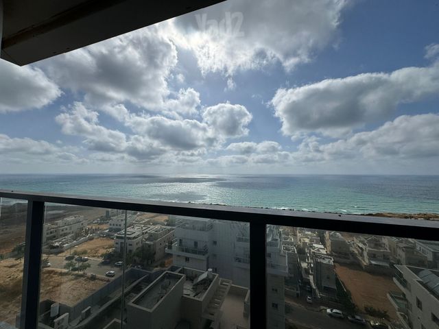 תמונה 5 של דירת 5 חדרים להשכרה בנתניה
