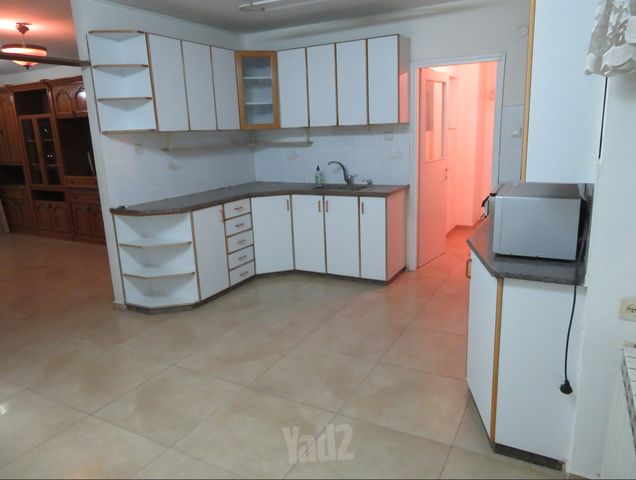 דירה להשכרה בירושלים — 2